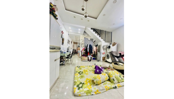 HẺM ÔTÔ 5M – 68M², NHÀ 2TẦNG BTCT/3pn GIÁ 6.6TỶ TL!